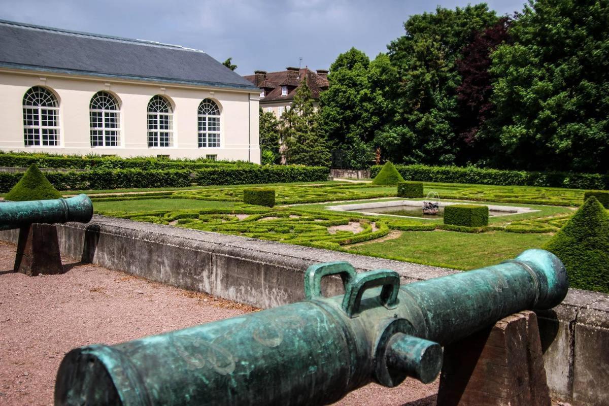 La Maisonnette Du Parc Le Creusot Eksteriør bilde